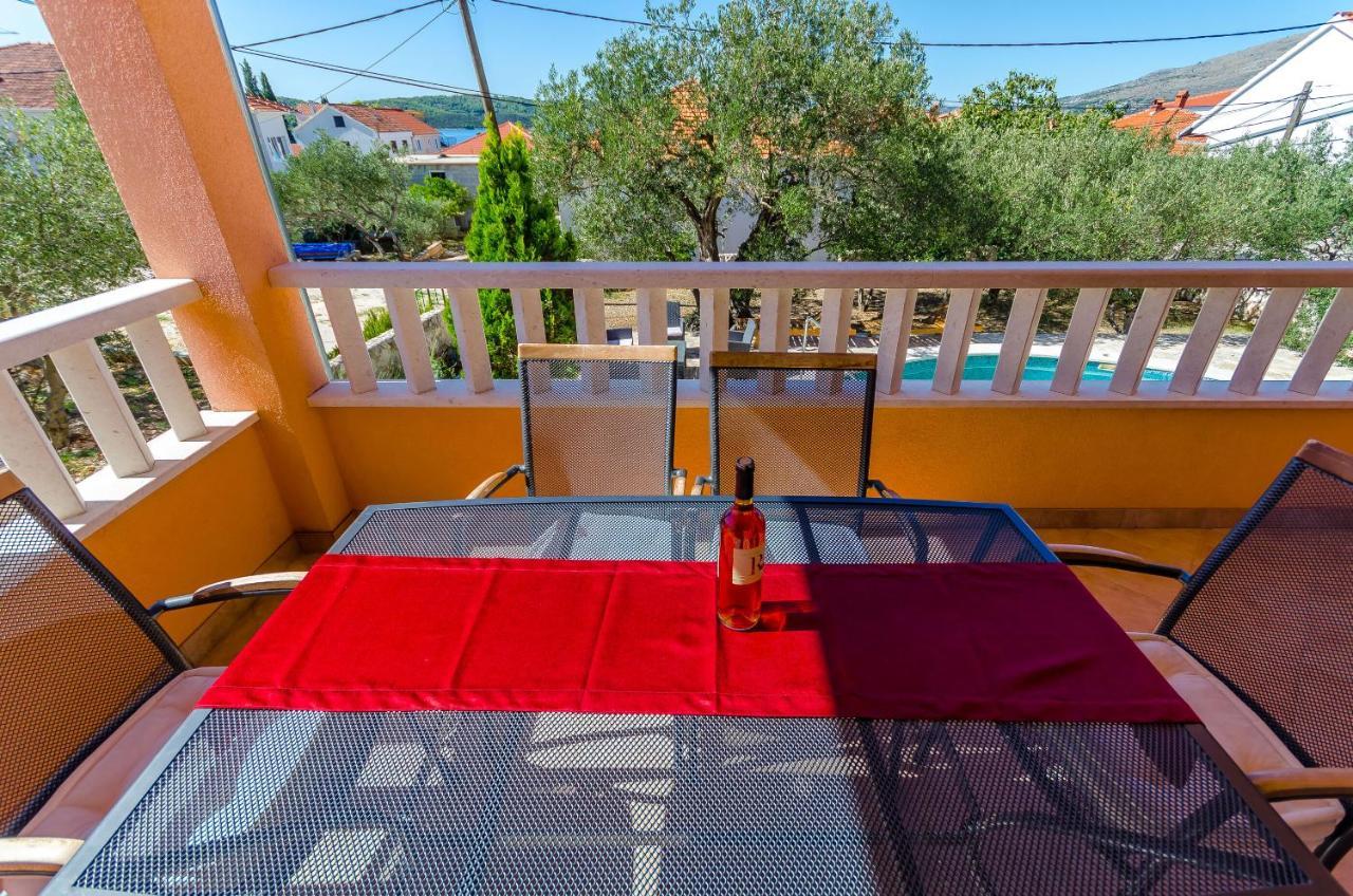 Apartments Melita Trogir Luaran gambar